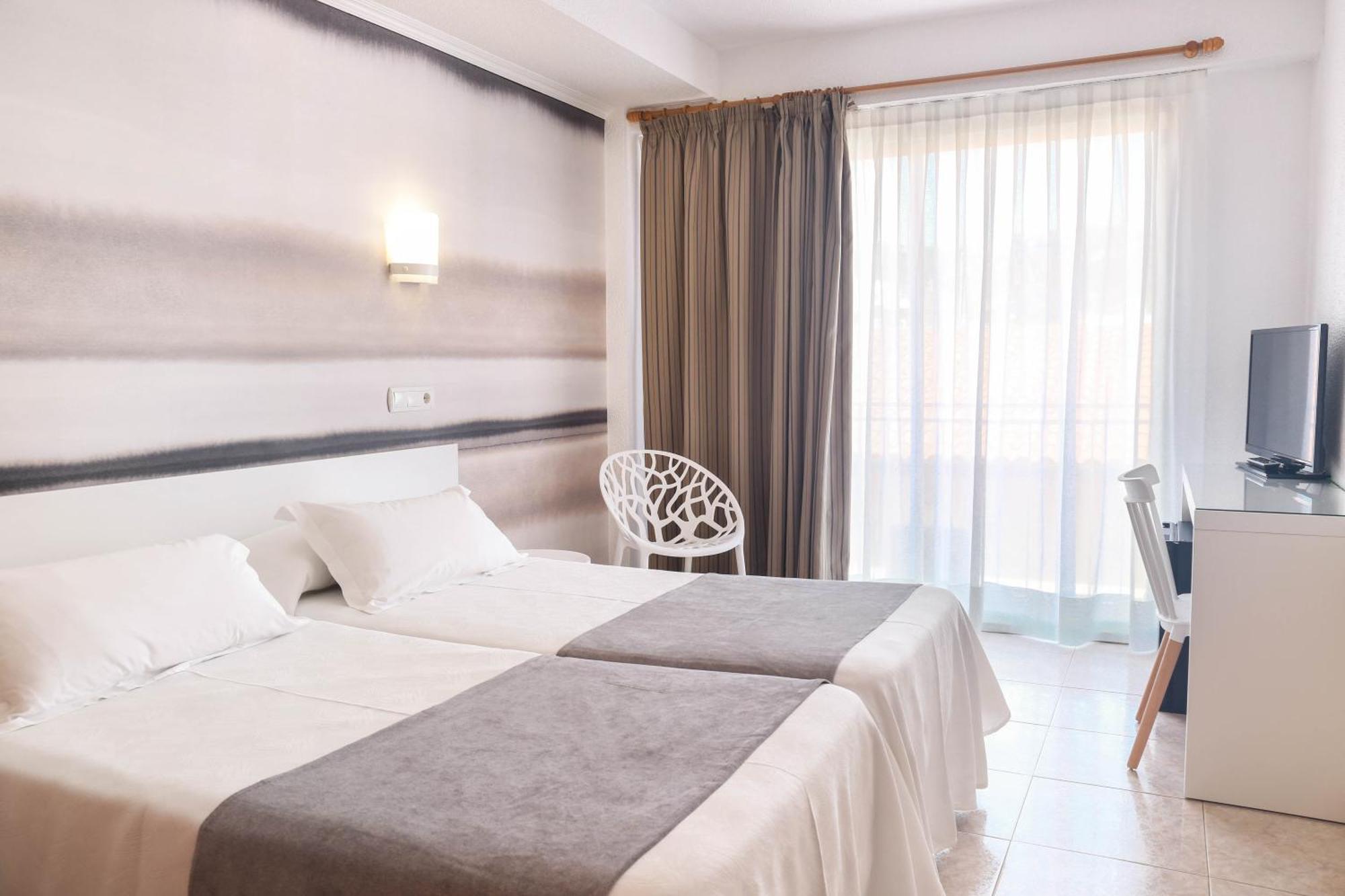 Kaktus Hotel Volga - Adults Recommended Calella Bagian luar foto